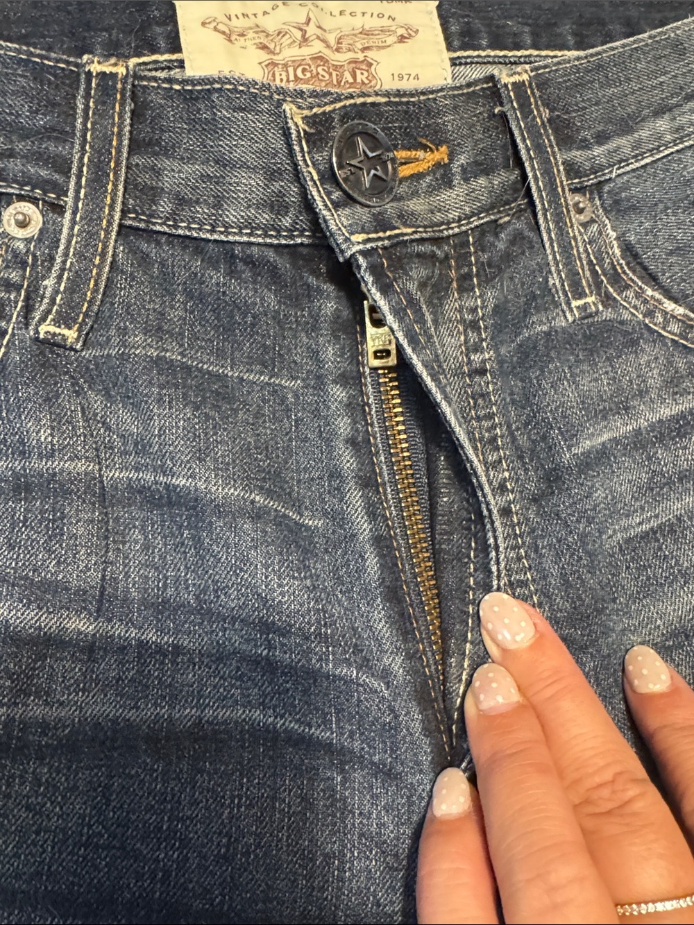Big Star Men's Dark Blue Straight Jeans with Signature Pocket Stitch - Picture 5 of 7